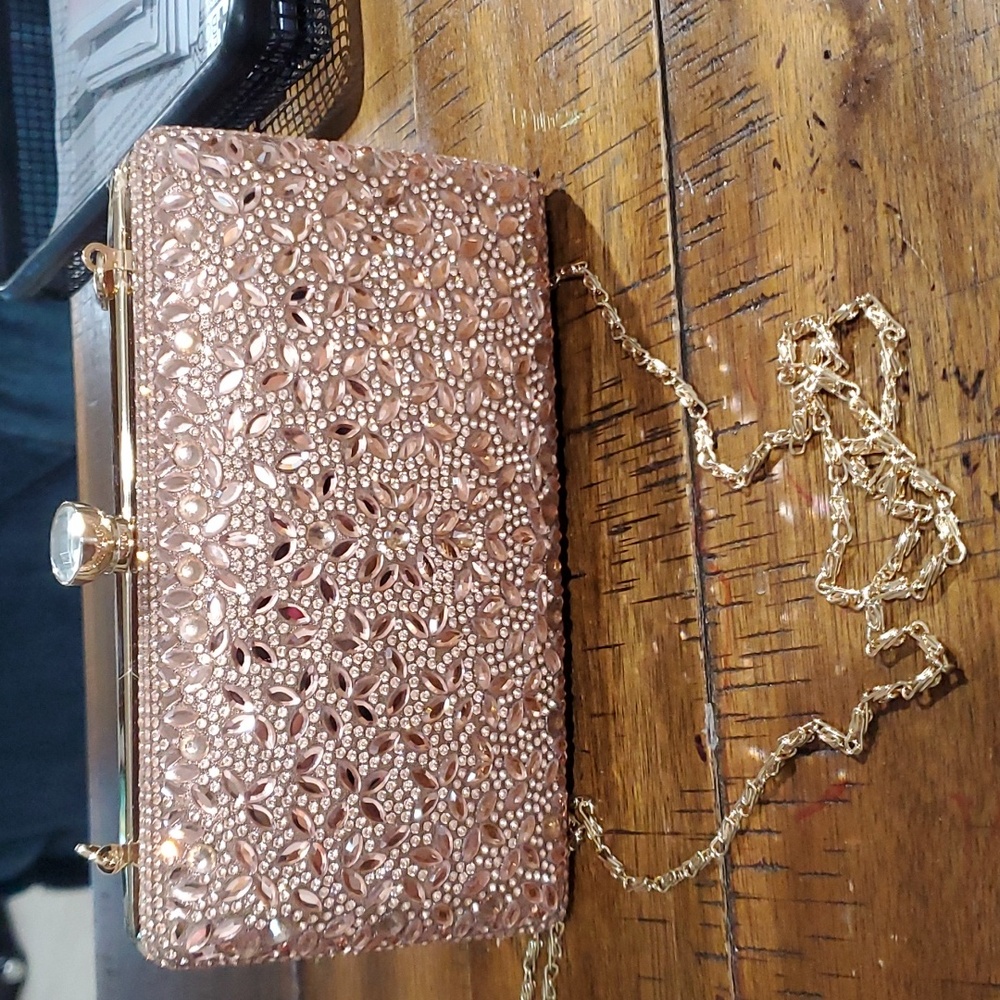 De blossom collection jeweled clutch